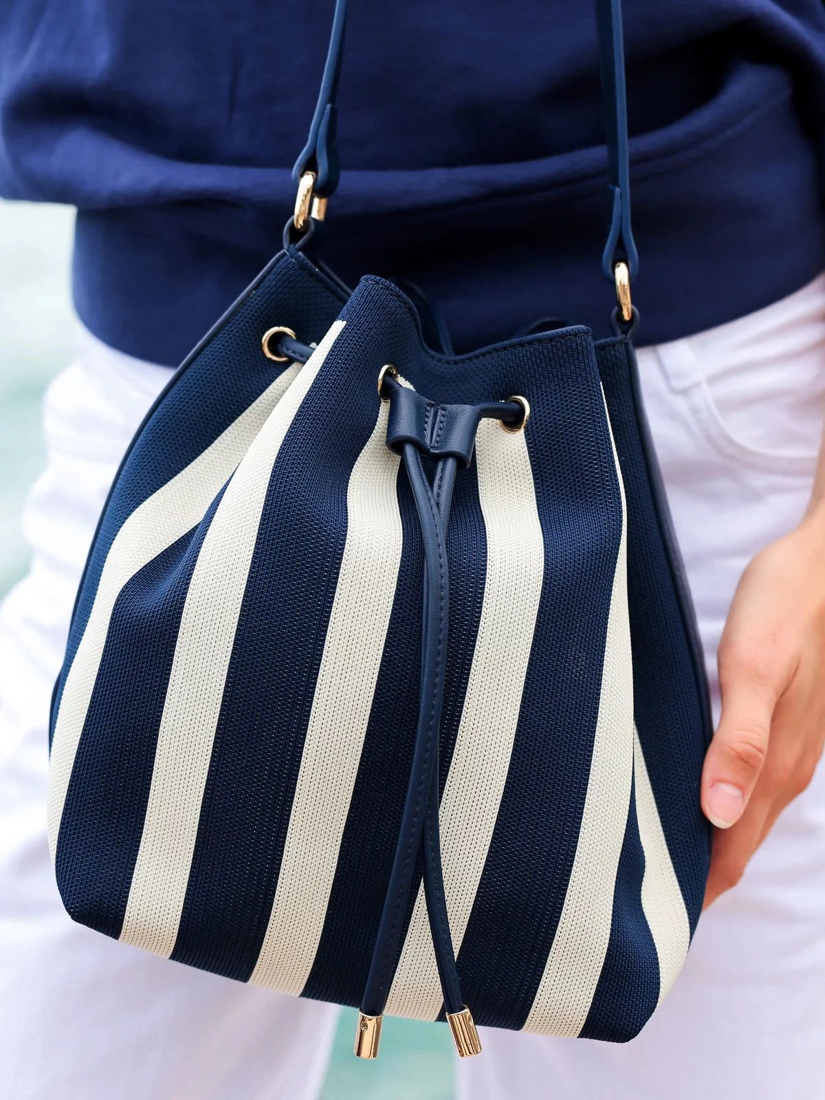 Isla Bucket Bag - Image 3