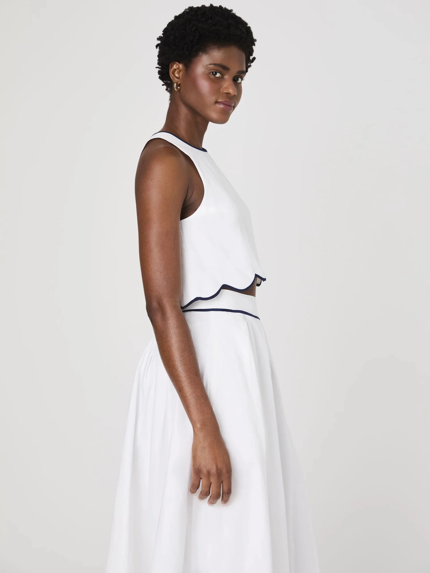 French Connection Alexis Cotton Scallop Top In White - Image 5