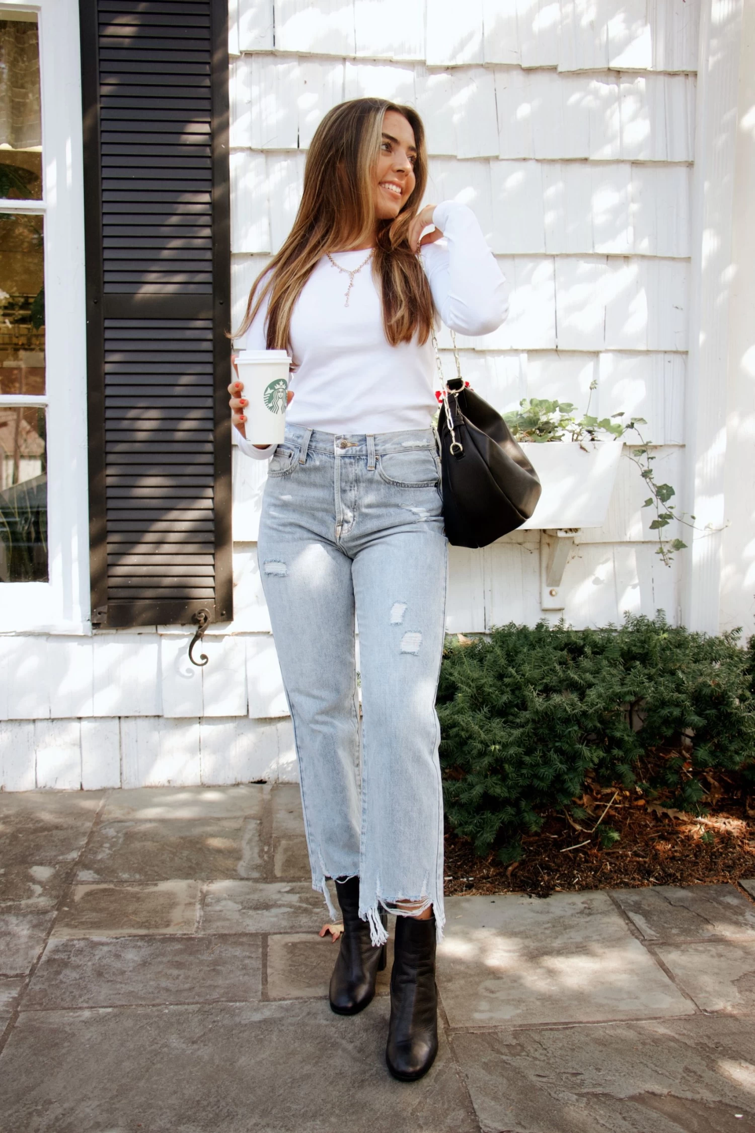 Long Sleeve Crew Neck In White - Image 4