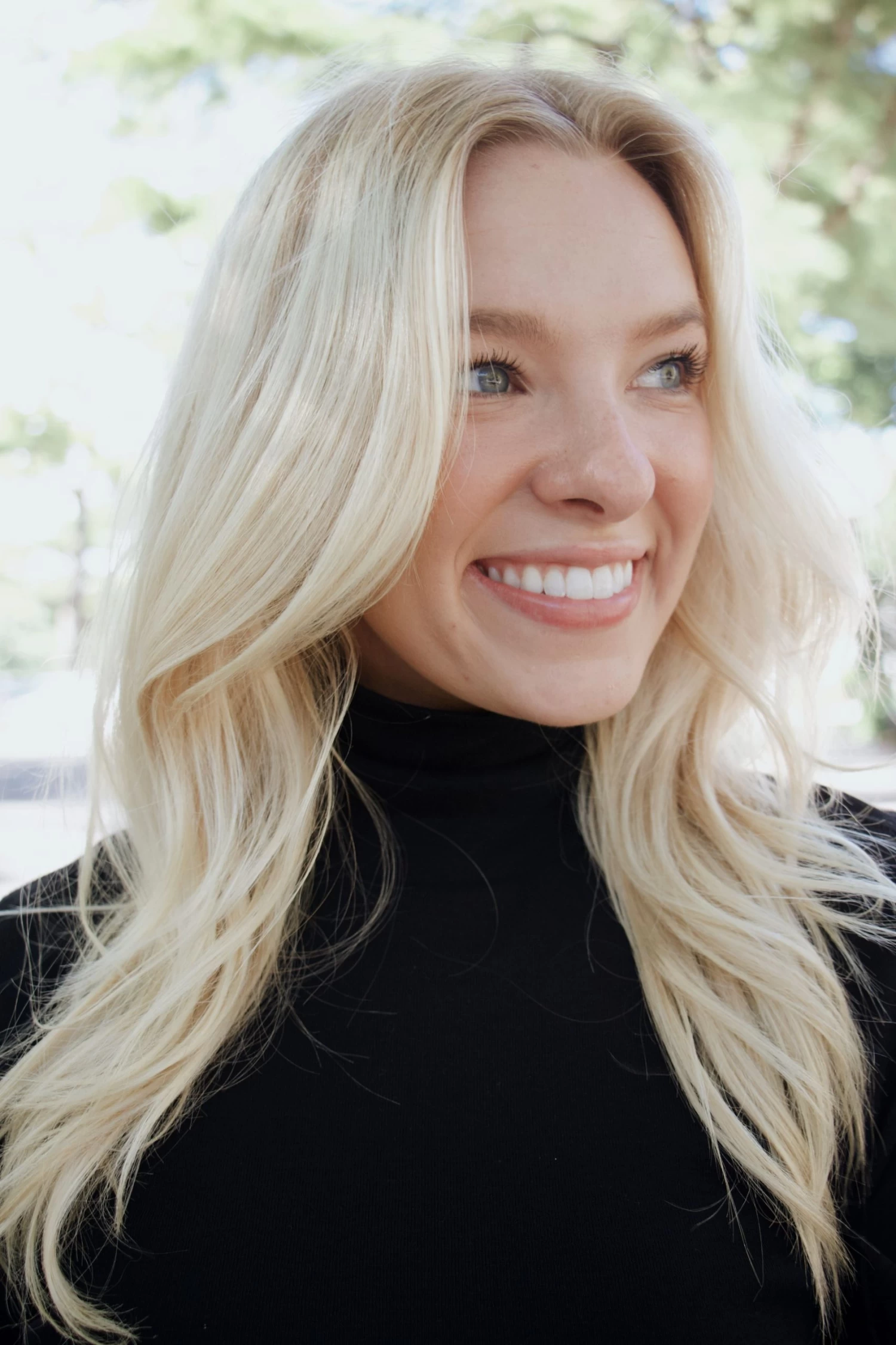 Long Sleeve Turtle Neck Tee In Black - Image 2