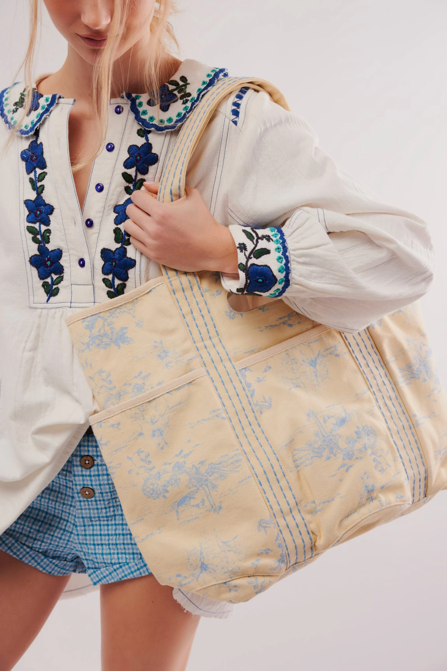 FREE PEOPLE Toile Printed Caravan Tote - Image 2