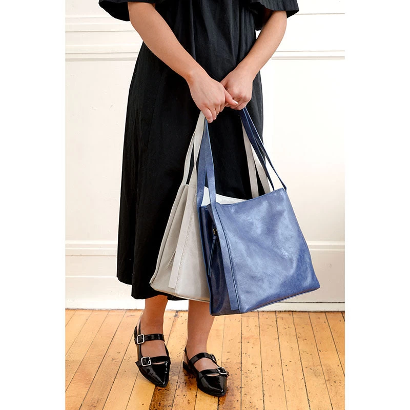 Powder Lollie Medium Tote Bag - Image 5