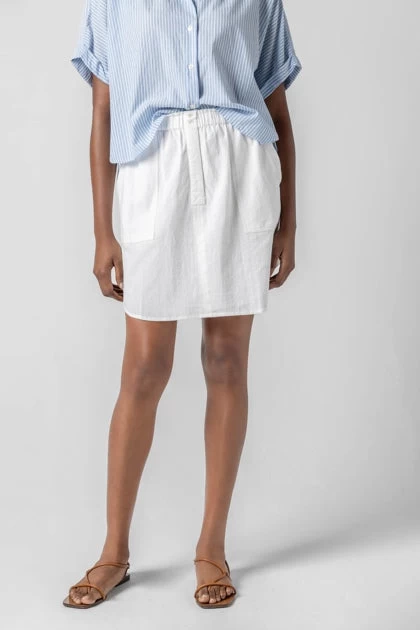 Round Hem Skirt In White