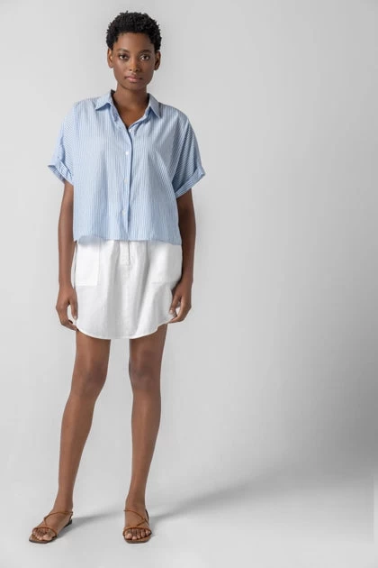 Round Hem Skirt In White - Image 3