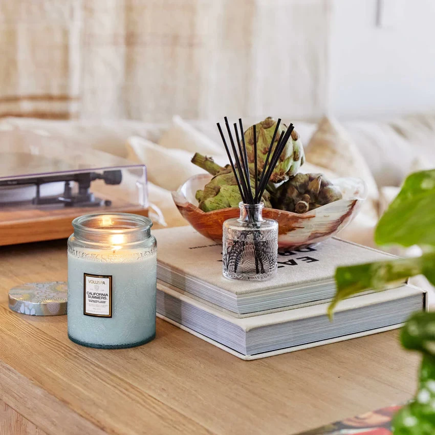 Voluspa California Summers 18 Oz Candle - Image 5