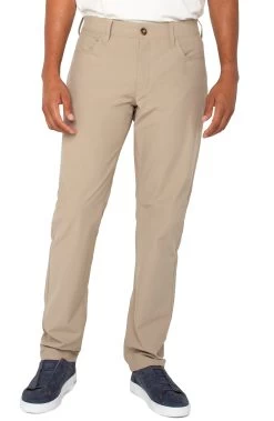 Slim Straight Tech Pant In Khaki