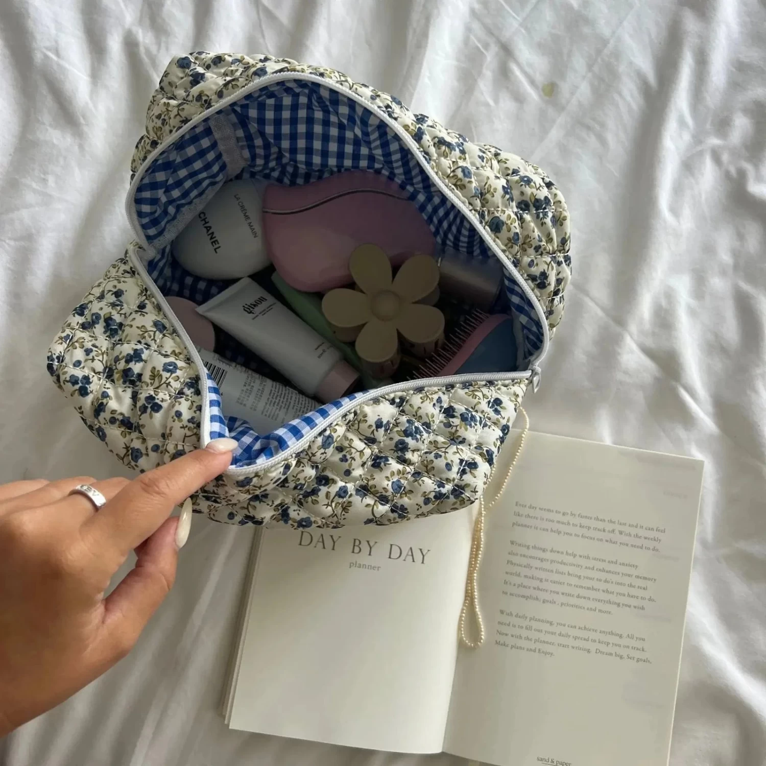 Spring Large Makeup Bag - Image 4