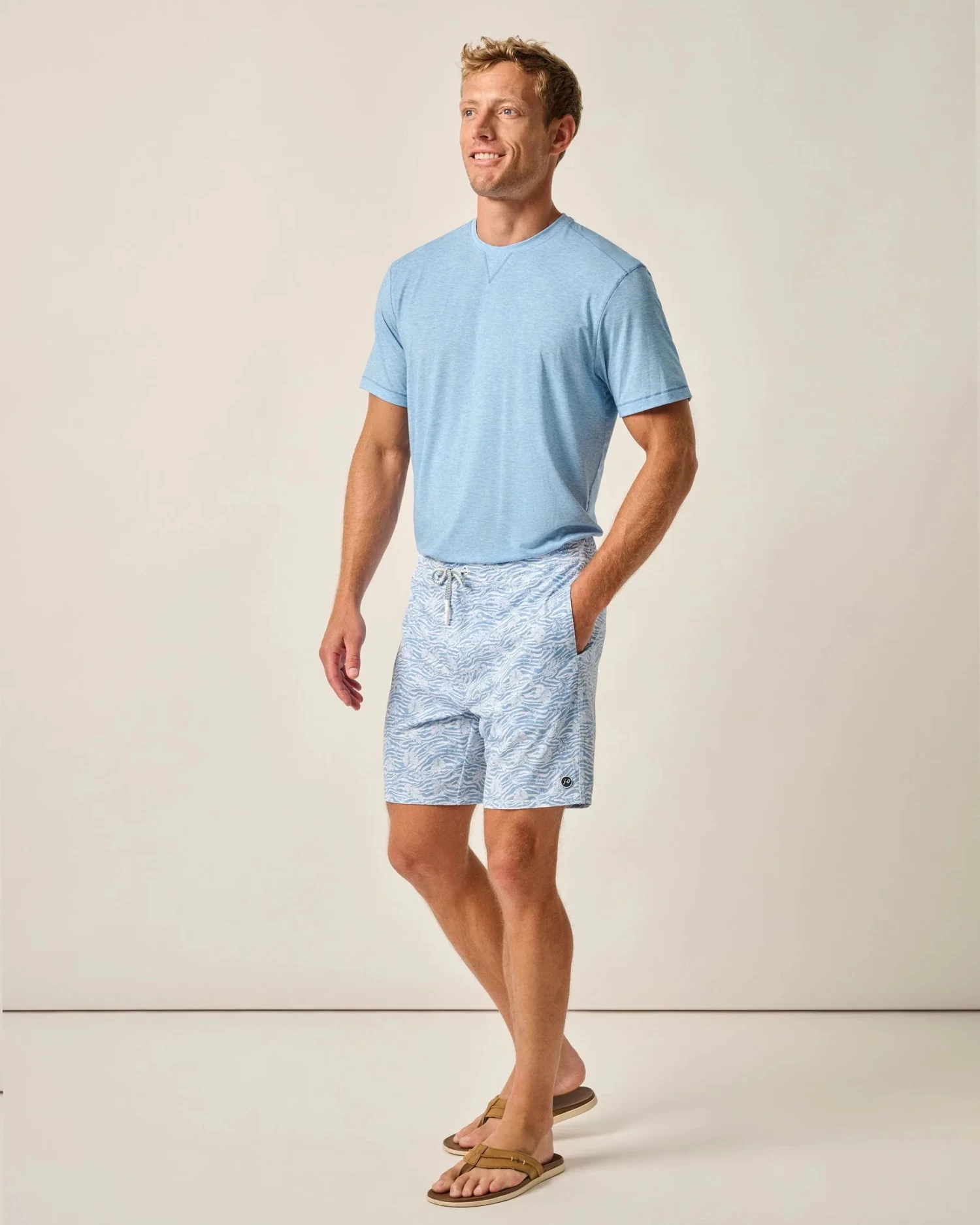 Surfin Safari Trunk - Image 3