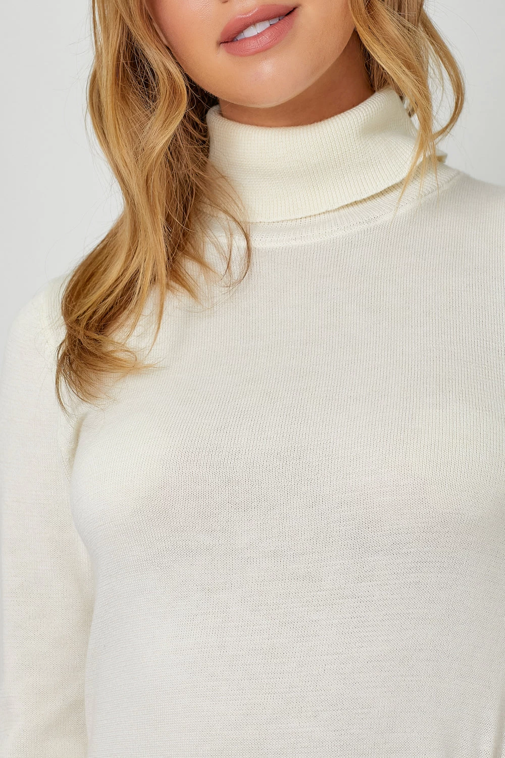 Fitted Turtleneck Sweater In Ivory - Image 7