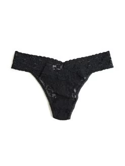 HANKY PANKY Signature Lace Original Thong In Black